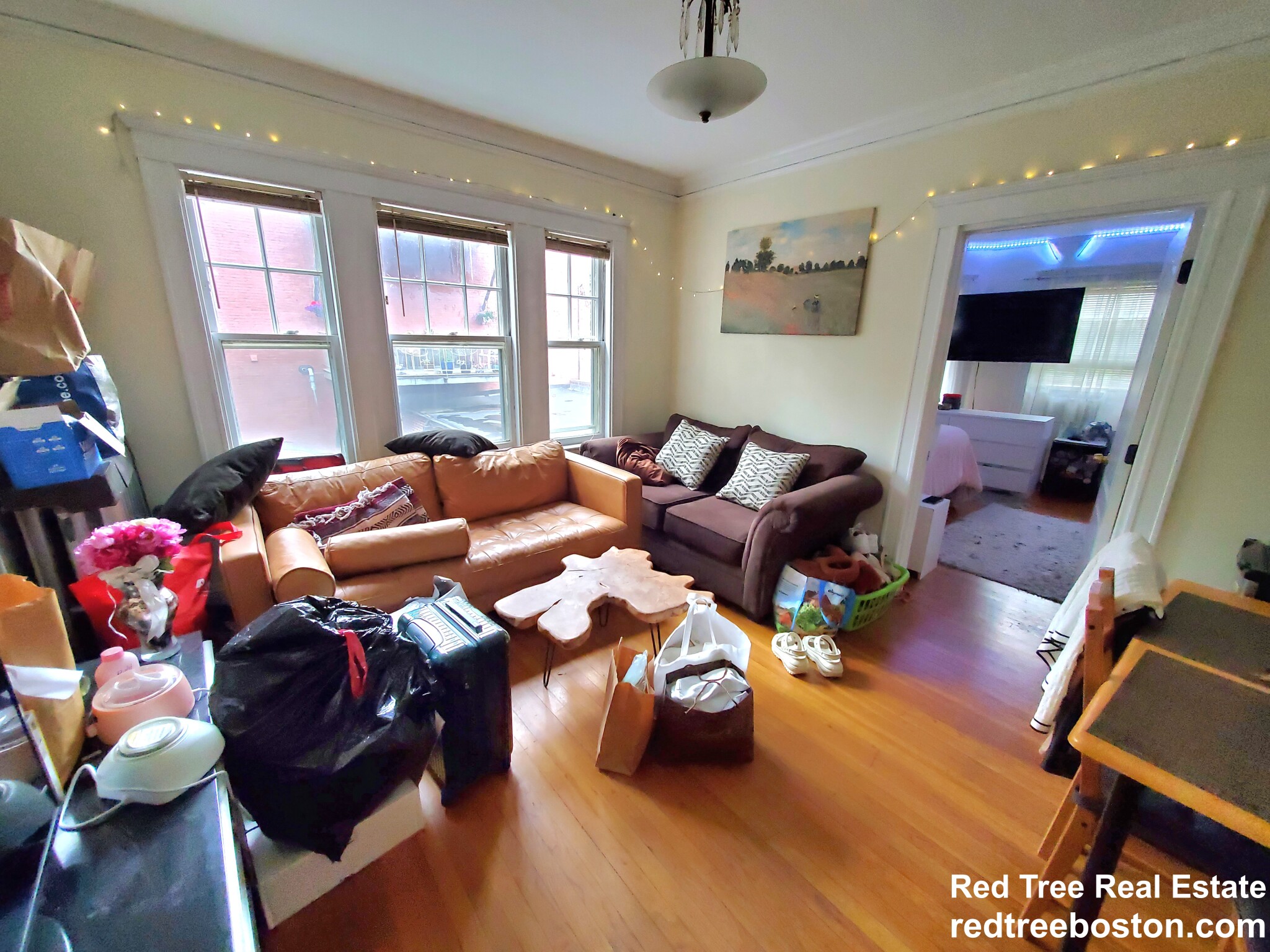 3 bed, 1 bath apartment for rent at 27 High St Unit 1, High Street Hill