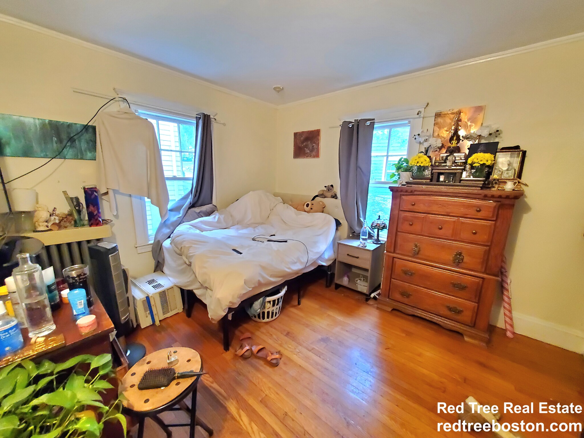 3 bed, 1 bath apartment for rent at 27 High St Unit 1, High Street Hill — photo 6 of 10