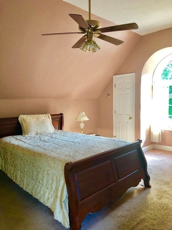 4 bed, 3 bath apartment for rent at 27 High St Unit 1, Pembroke — photo 8 of 11