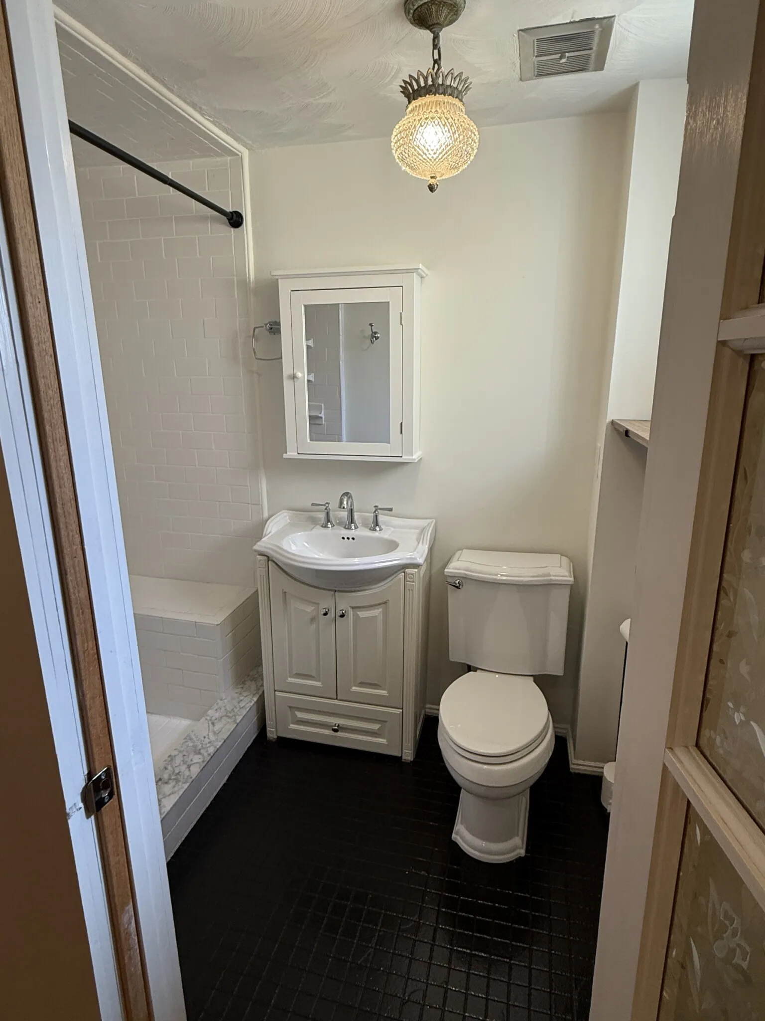 2 bed, 1 bath apartment for rent at 27 Holton St Unit 1, West Somerville — photo 10 of 33