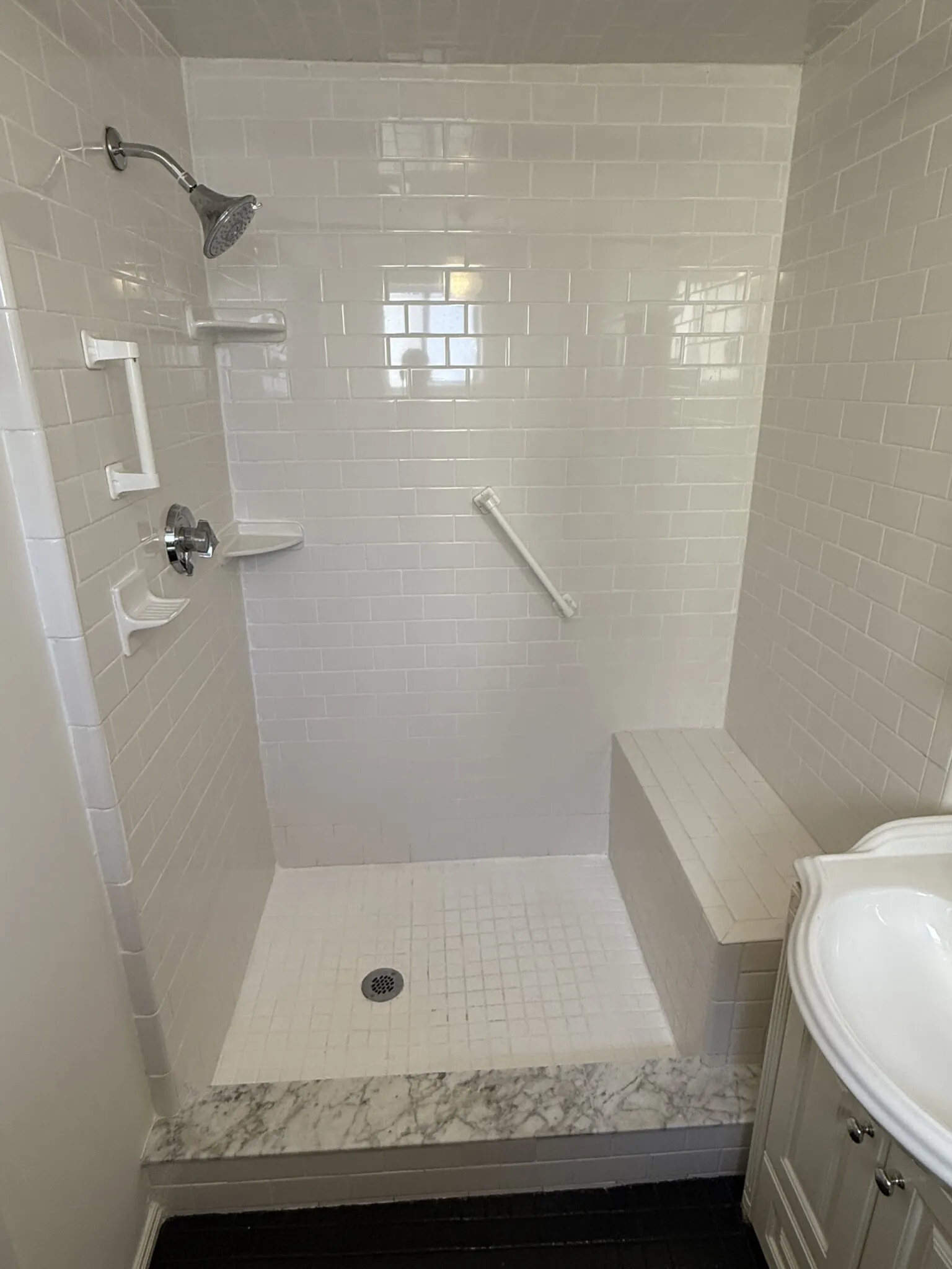 2 bed, 1 bath apartment for rent at 27 Holton St Unit 1, West Somerville — photo 11 of 33