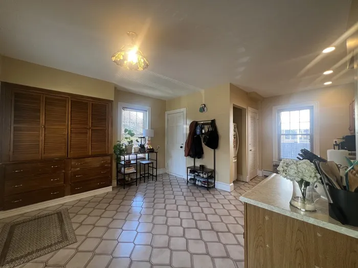 2 bed, 1 bath apartment for rent at 27 Holton St Unit 1, West Somerville — photo 19 of 33