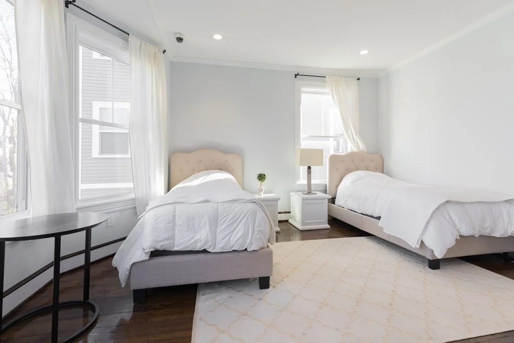3 bed, 3 bath apartment for rent at 27 Howland St Unit U2, Roxbury — photo 9 of 24