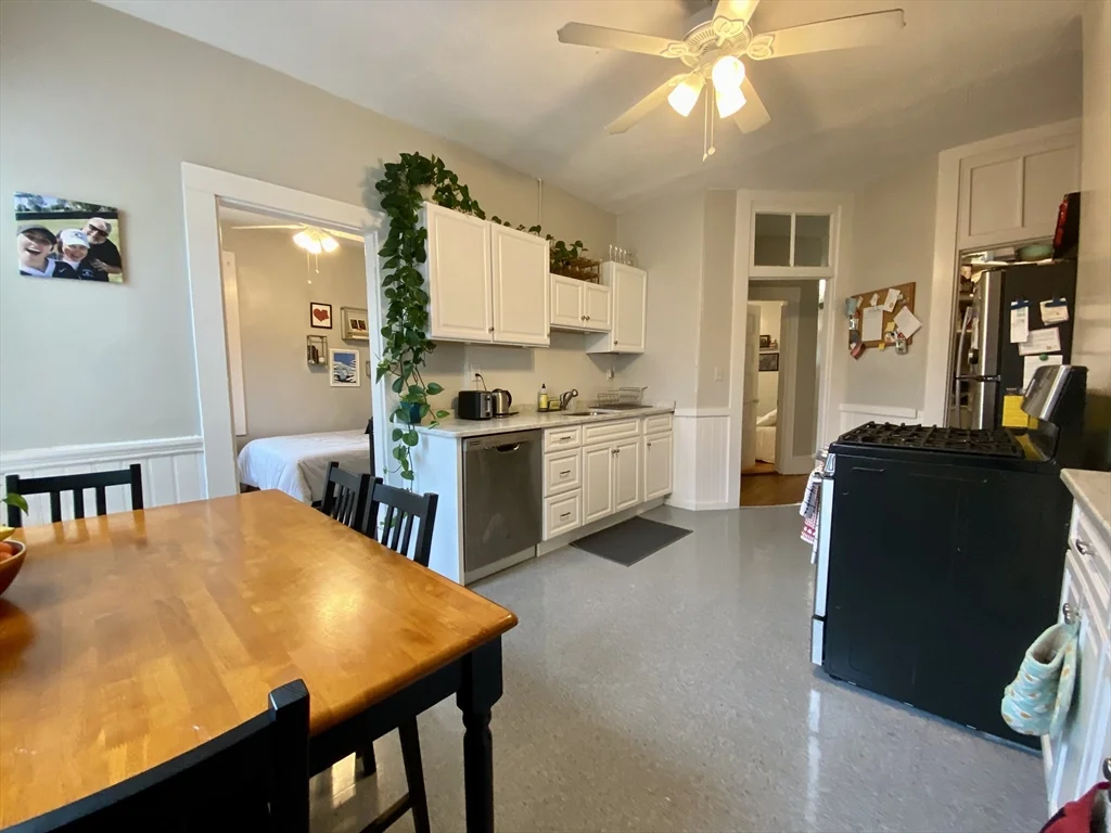 4 bed, 1 bath apartment for rent at 27 Hurd Rd Unit 5, Coolidge Corner — photo 14 of 22