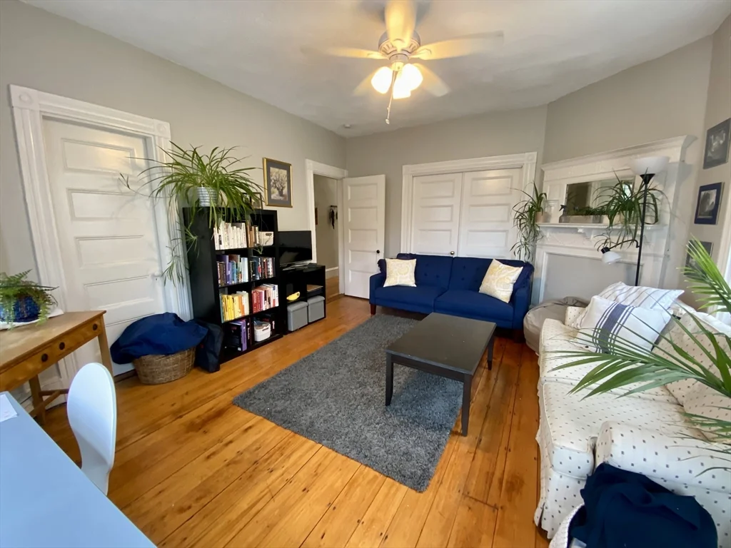 4 bed, 1 bath apartment for rent at 27 Hurd Rd Unit 5, Coolidge Corner — photo 2 of 22