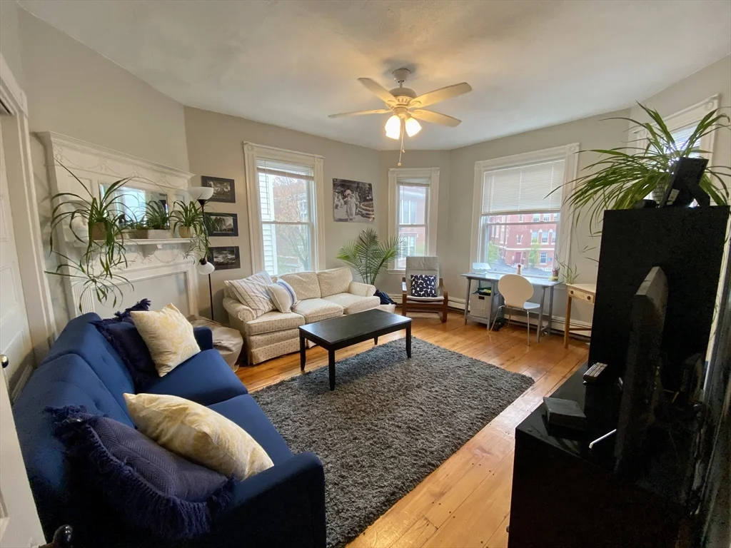4 bed, 1 bath apartment for rent at 27 Hurd Rd Unit 5, Coolidge Corner — photo 1 of 22