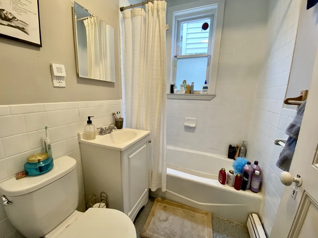 4 bed, 1 bath apartment for rent at 27 Hurd Rd Unit 5, Coolidge Corner — photo 7 of 22