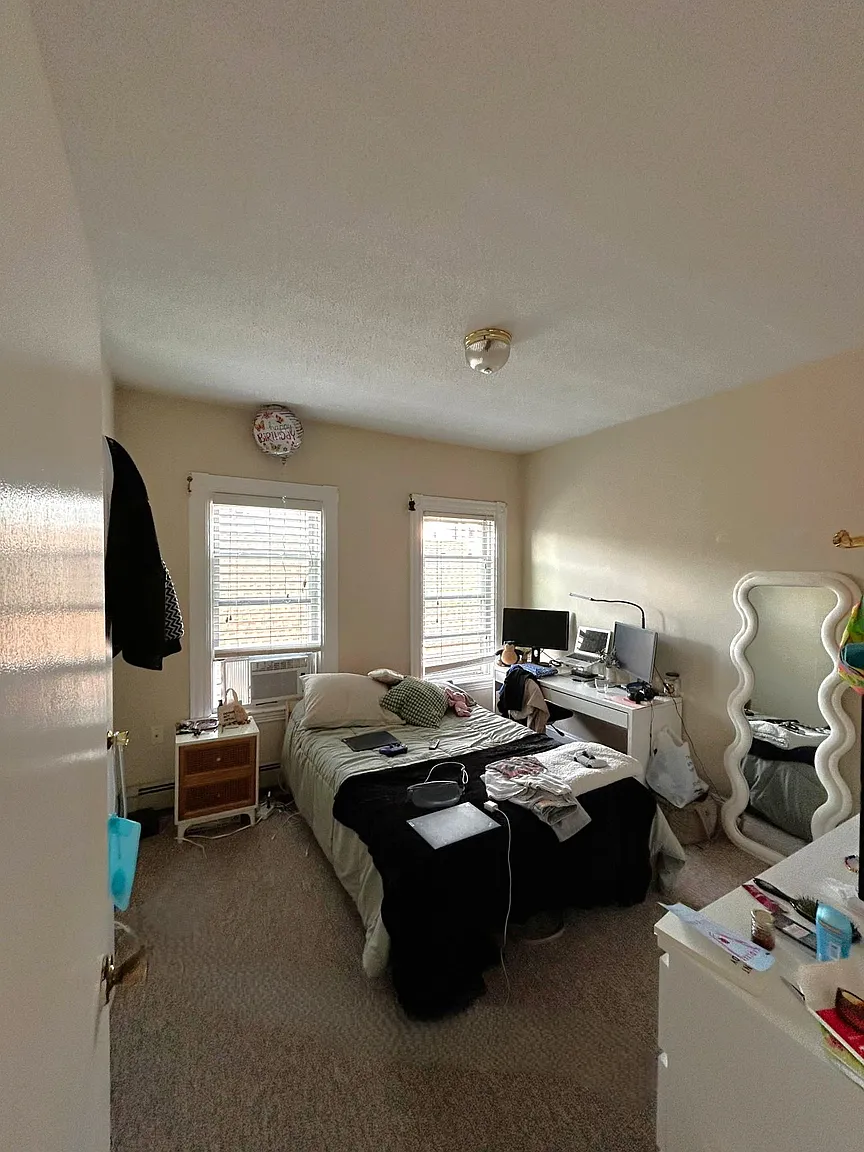 3 bed, 1 bath apartment for rent at 27 Ibbetson St Unit 2, Spring Hill — photo 9 of 12