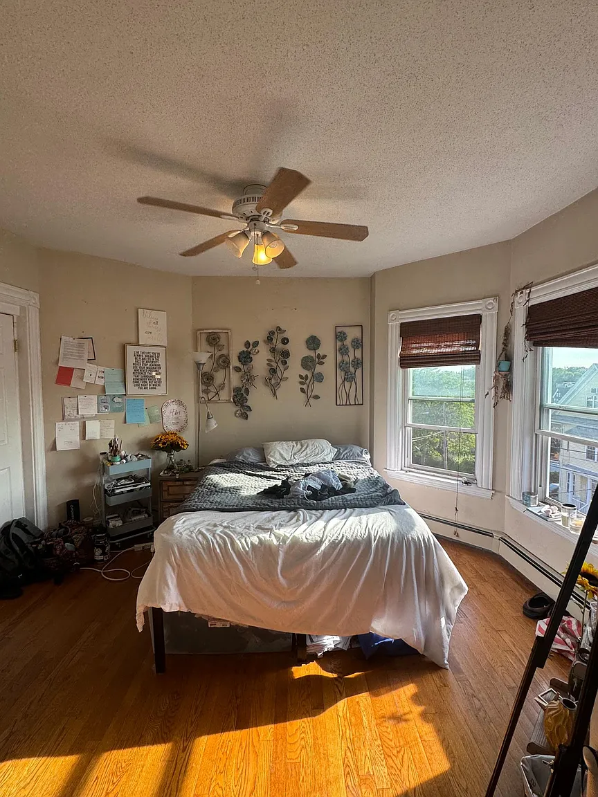 3 bed, 1 bath apartment for rent at 27 Ibbetson St Unit 2, Spring Hill — photo 6 of 12
