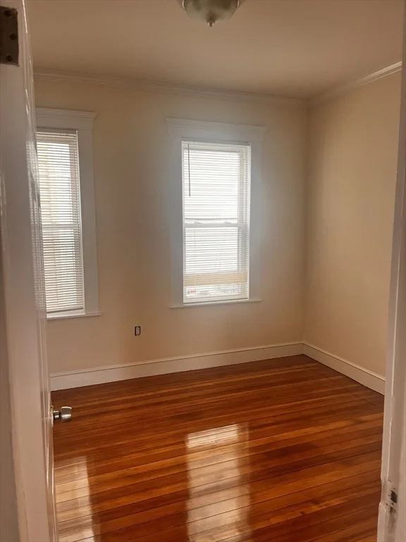 3 bed, 1 bath apartment for rent at 27 Irma St Unit 1, Dorchester — photo 6 of 8