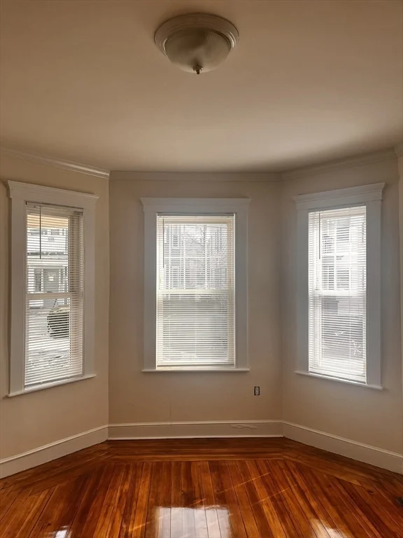3 bed, 1 bath apartment for rent at 27 Irma St Unit 1, Dorchester — photo 3 of 8