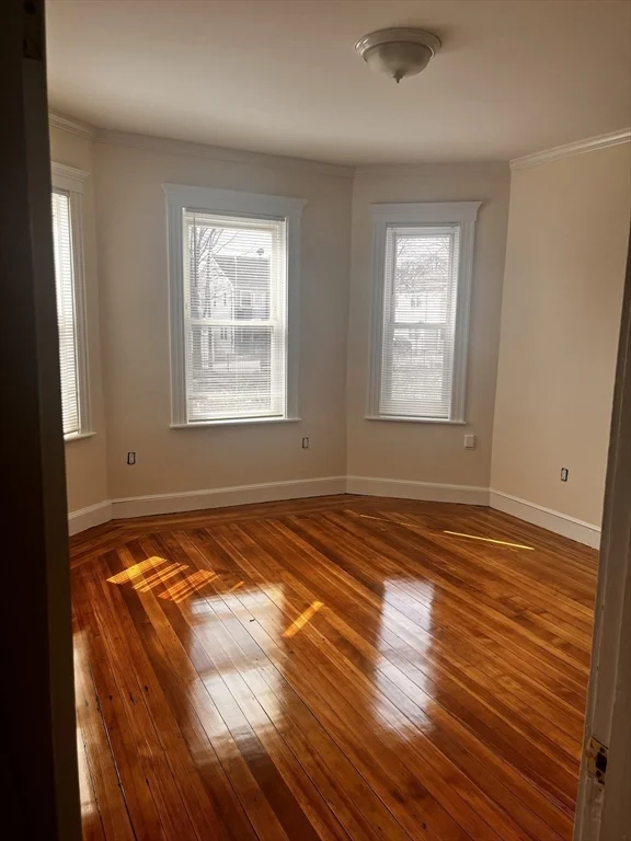 3 bed, 1 bath apartment for rent at 27 Irma St Unit 1, Dorchester — photo 4 of 8