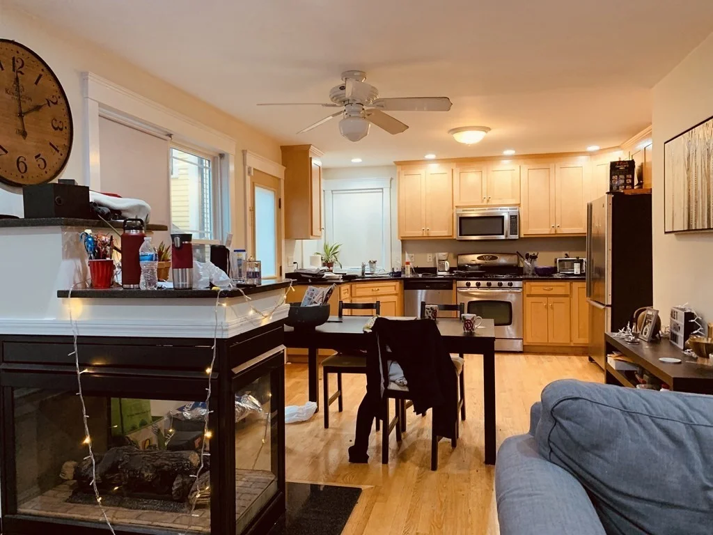 5 bed, 2 bath apartment for rent at 27 Iroquois Unit 1, Mission Hill — photo 3 of 17