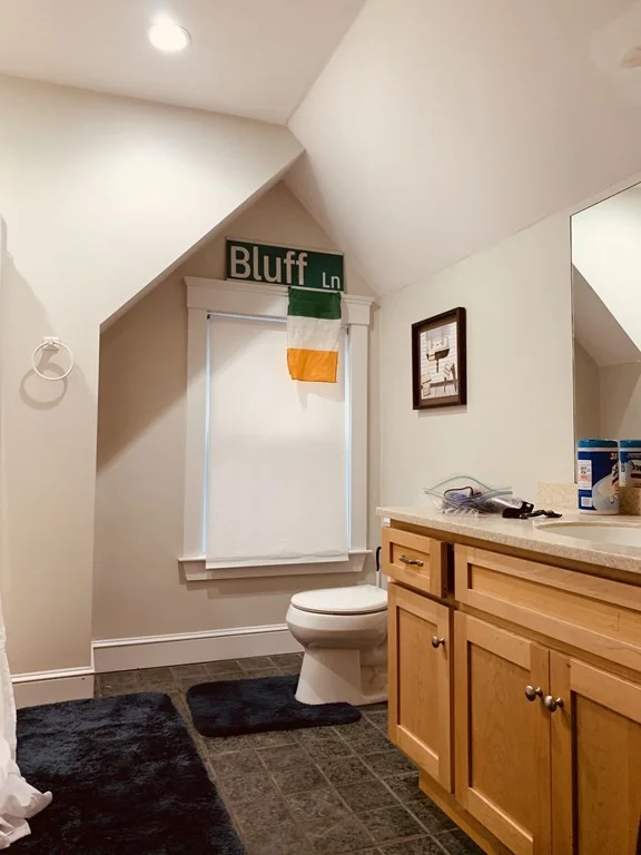 5 bed, 2 bath apartment for rent at 27 Iroquois Unit 1, Mission Hill — photo 13 of 17