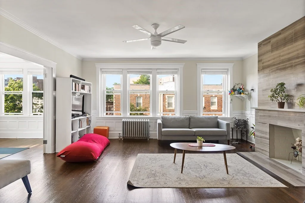 3 bed, 2 bath apartment for rent at 27 James St Unit 3, Coolidge Corner — photo 1 of 18