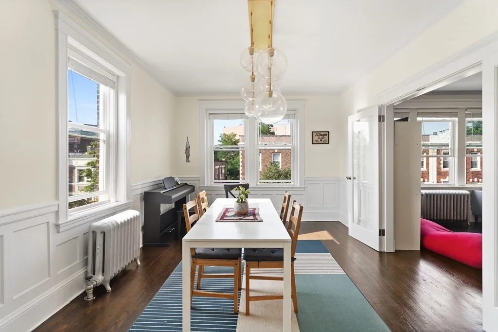 3 bed, 2 bath apartment for rent at 27 James St Unit 3, Coolidge Corner — photo 4 of 18