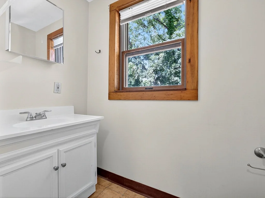 1 bed, 1 bath apartment for rent at 27 Joseph St Unit 3, Union Square — photo 10 of 19