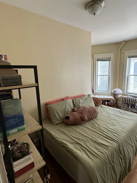 4 bed, 2 bath apartment for rent at 27 Justin Rd Unit 1, Brighton — photo 9 of 18