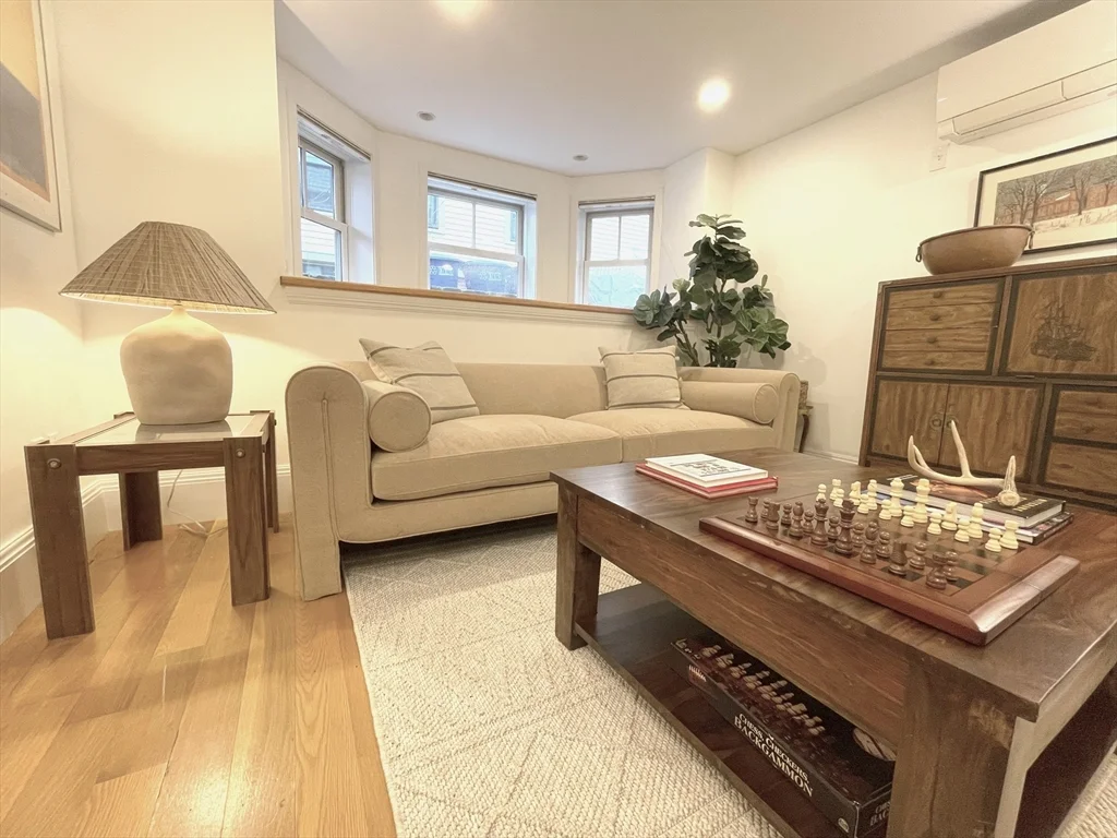 1 bed, 1 bath apartment for rent at 27 Kidder Ave Unit 0, Powder House Square