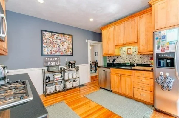 2 bed, 1 bath apartment for rent at 27 King St Unit 1, Dorchester — photo 5 of 11