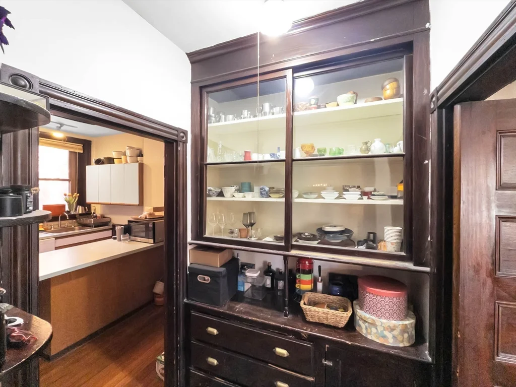 2 bed, 1 bath apartment for rent at 27 Lakeville Rd Unit 1, Jamaica Plain — photo 12 of 13
