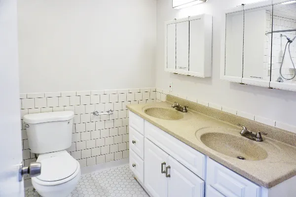 3 bed, 1 bath apartment for rent at 27 Lambert St Unit 2R, East Cambridge — photo 11 of 17