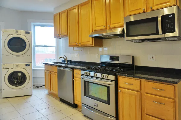 3 bed, 1 bath apartment for rent at 27 Lambert St Unit 3R, East Cambridge — photo 2 of 13