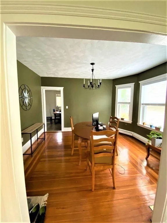 3 bed, 1 bath apartment for rent at 27 Langley Rd Unit 2, Brighton — photo 3 of 14
