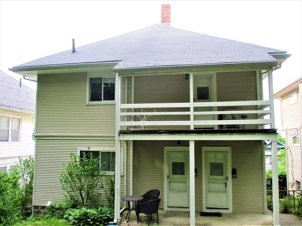 3 bed, 1 bath apartment for rent at 27 Langley Rd Unit 2, Brighton — photo 13 of 14