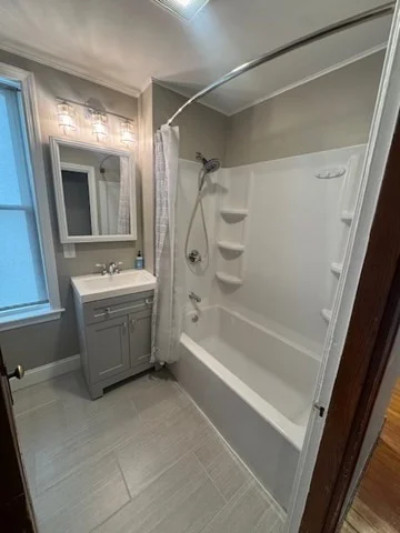 2 bed, 1 bath apartment for rent at 27 Leach Unit 1, Salem — photo 16 of 24