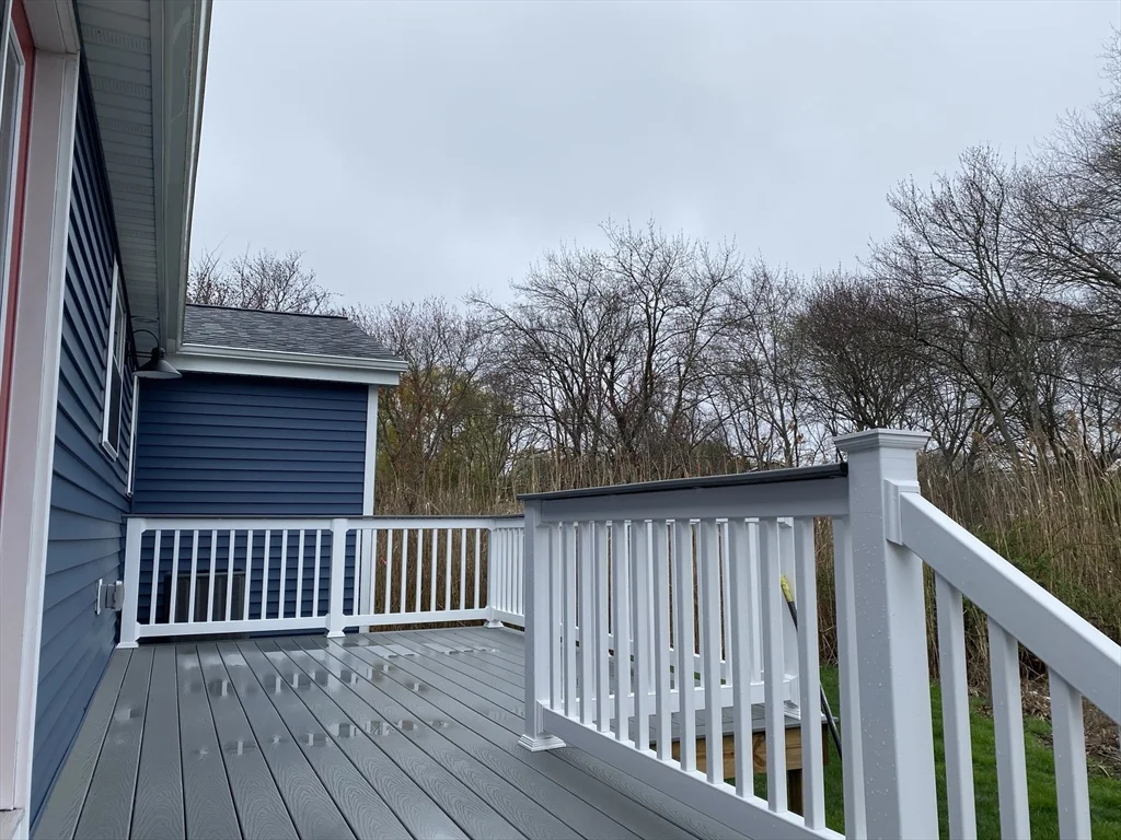 2 bed, 1 bath apartment for rent at 27 Lees River Dr Unit 0, Swansea — photo 10 of 12