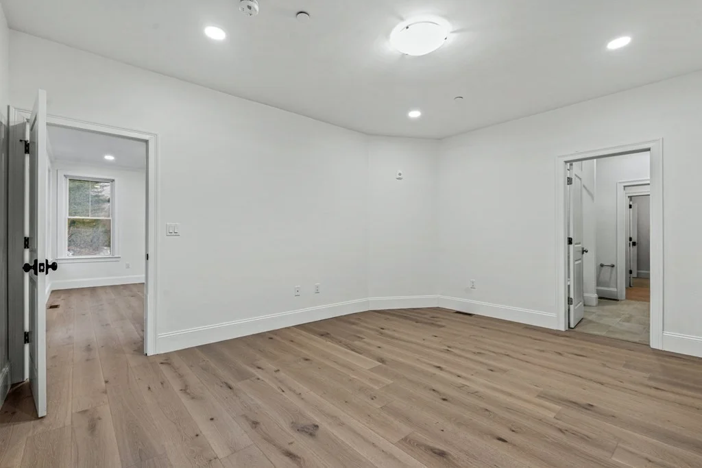 2 bed, 2 bath apartment for rent at 27 Lily Pond Ln Unit 27, Lexington — photo 33 of 37