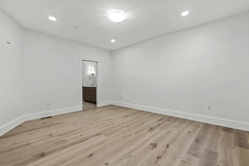 2 bed, 2 bath apartment for rent at 27 Lily Pond Ln Unit 27, Lexington — photo 32 of 37
