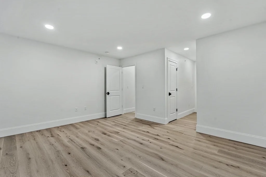 2 bed, 2 bath apartment for rent at 27 Lily Pond Ln Unit 27, Lexington — photo 16 of 37