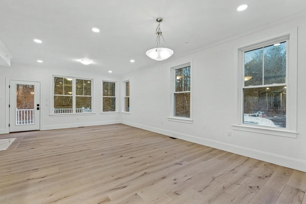 2 bed, 2 bath apartment for rent at 27 Lily Pond Ln Unit 27, Lexington — photo 11 of 37