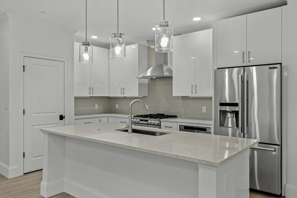 2 bed, 2 bath apartment for rent at 27 Lily Pond Ln Unit 27, Lexington — photo 7 of 37