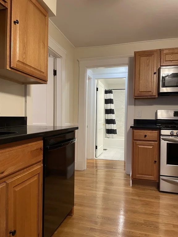 1 bed, 1 bath apartment for rent at 27 Linden Rd Unit 1, Peabody — photo 5 of 8