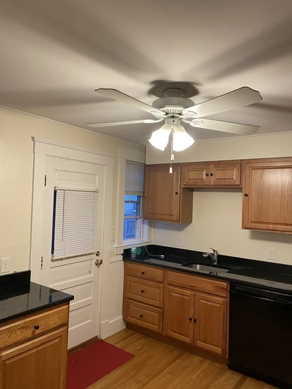 1 bed, 1 bath apartment for rent at 27 Linden Rd Unit 1, Peabody — photo 7 of 8