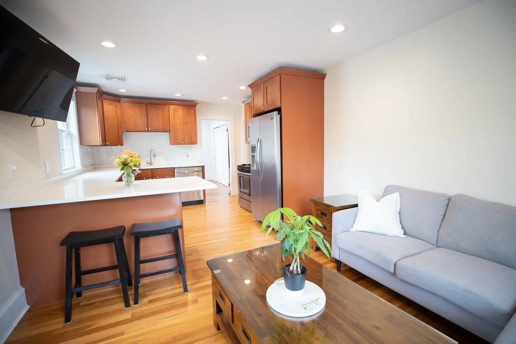 2 bed, 1 bath apartment for rent at 27 Linden Rd Unit 2, West Peabody — photo 4 of 23