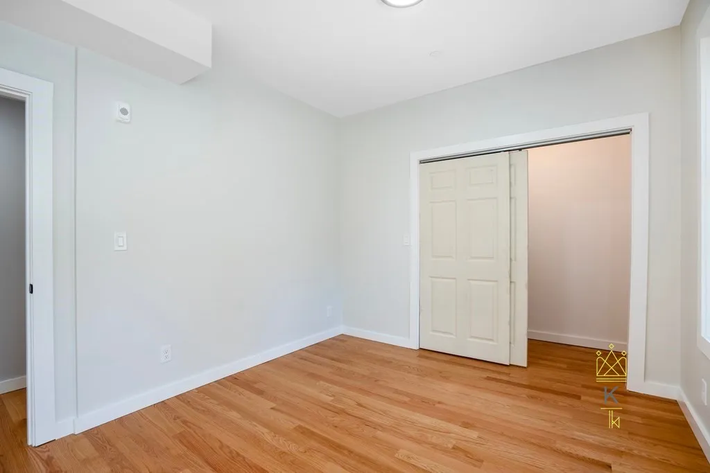 4 bed, 3 bath apartment for rent at 27 Linden St Unit 01, Allston — photo 8 of 20