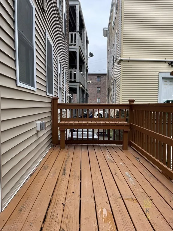 4 bed, 3 bath apartment for rent at 27 Linden St Unit 01, Allston — photo 20 of 20