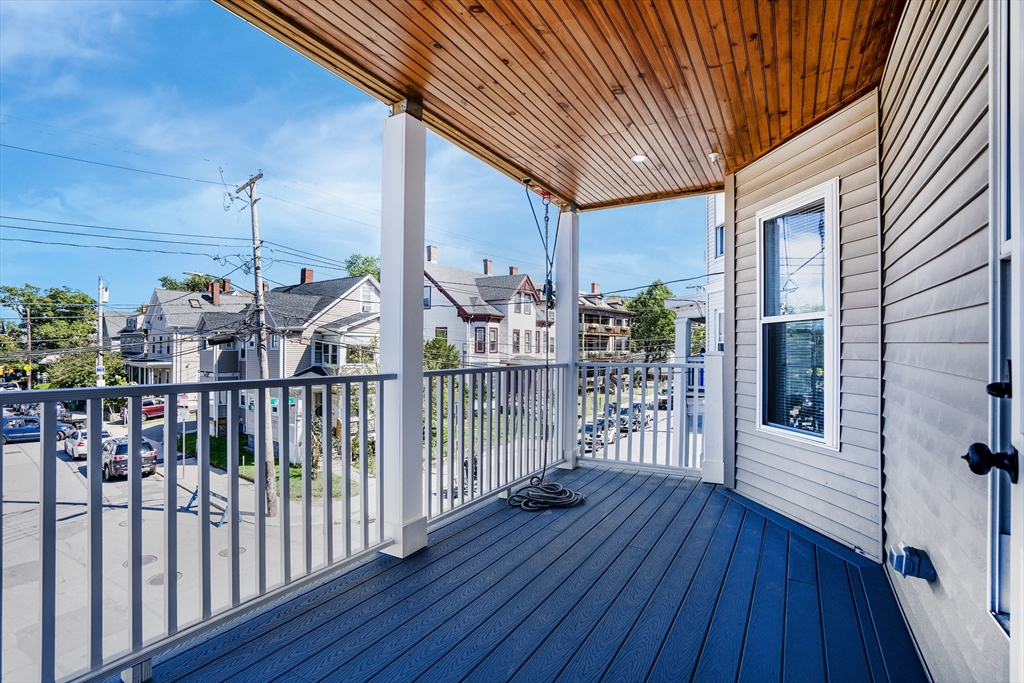 3 bed, 2 bath apartment for rent at 27 Linden St Unit 2, Allston — photo 15 of 17