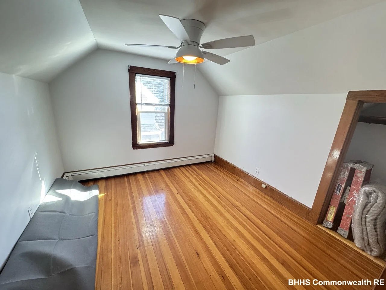2 bed, 1 bath apartment for rent at 27 Lloyd Rd Unit 3, Watertown — photo 3 of 9