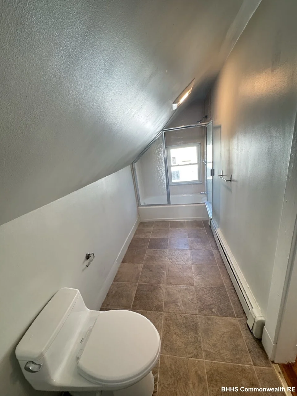 2 bed, 1 bath apartment for rent at 27 Lloyd Rd Unit 3, Watertown — photo 6 of 9