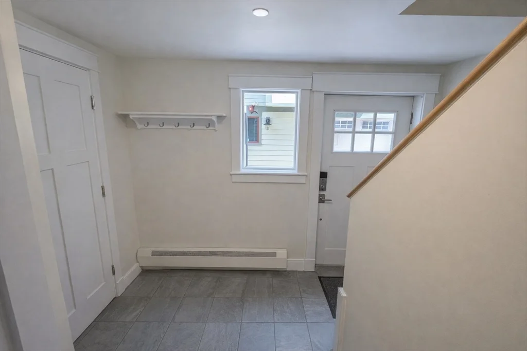 3 bed, 2 bath apartment for rent at 27 Marcella St Unit G, Roxbury — photo 2 of 19