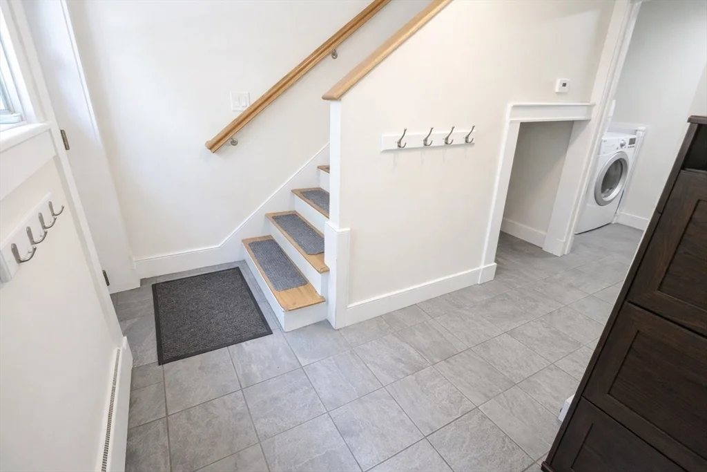 3 bed, 2 bath apartment for rent at 27 Marcella St Unit G, Roxbury — photo 16 of 19