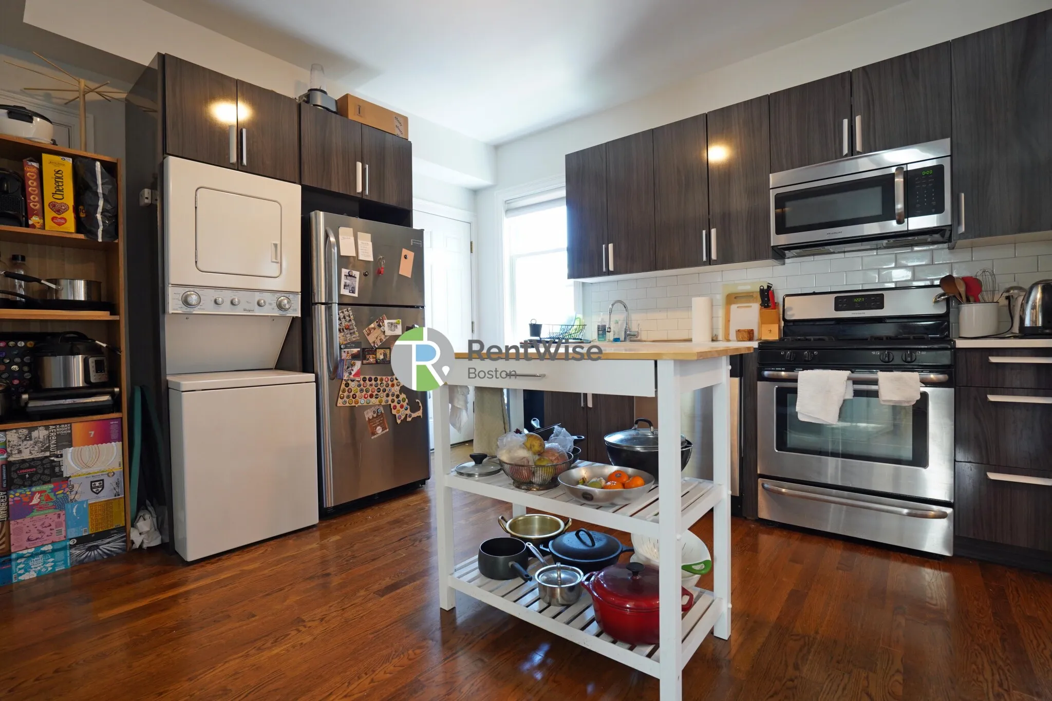 3 bed, 1 bath apartment for rent at 27 Marney St Unit 3, Wellington-Harrington — photo 8 of 22