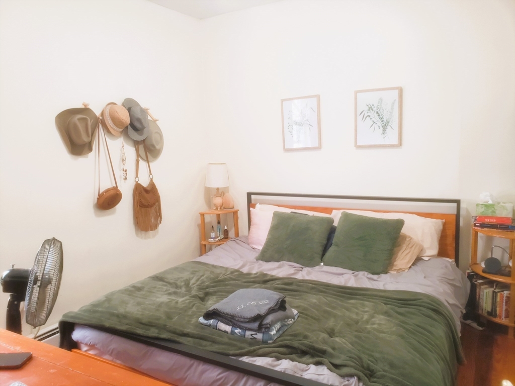2 bed, 1 bath apartment for rent at 27 Medford St Unit 1, Medford — photo 15 of 27