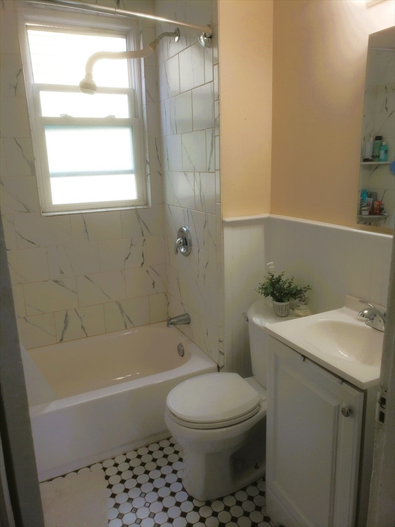 2 bed, 1 bath apartment for rent at 27 Medford St Unit 1, Medford — photo 22 of 27