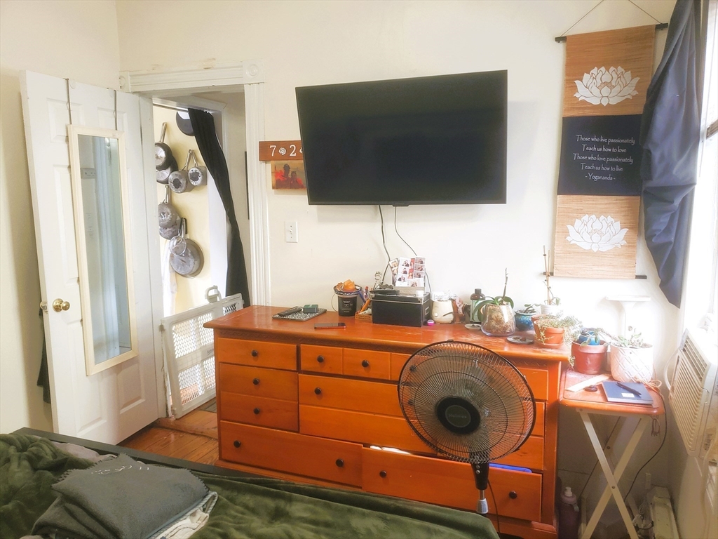 2 bed, 1 bath apartment for rent at 27 Medford St Unit 1, Medford — photo 17 of 27